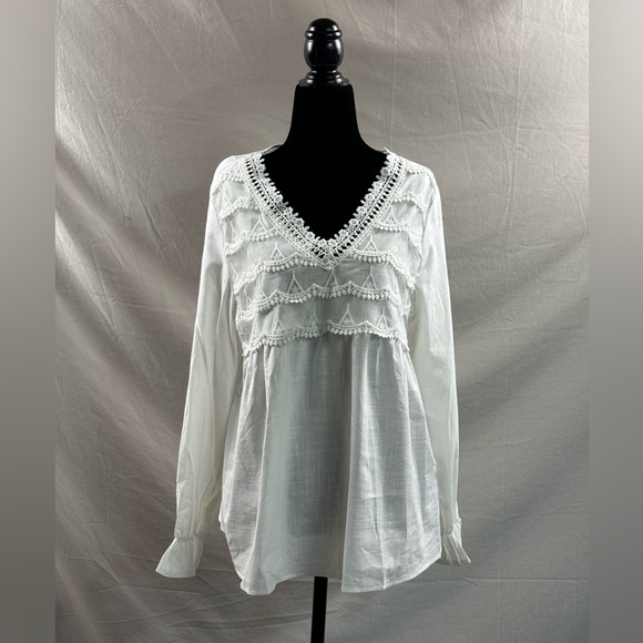 French Guipure Lace Trim Flare Sleeve Peplum Blouse - Picture 6 of 8